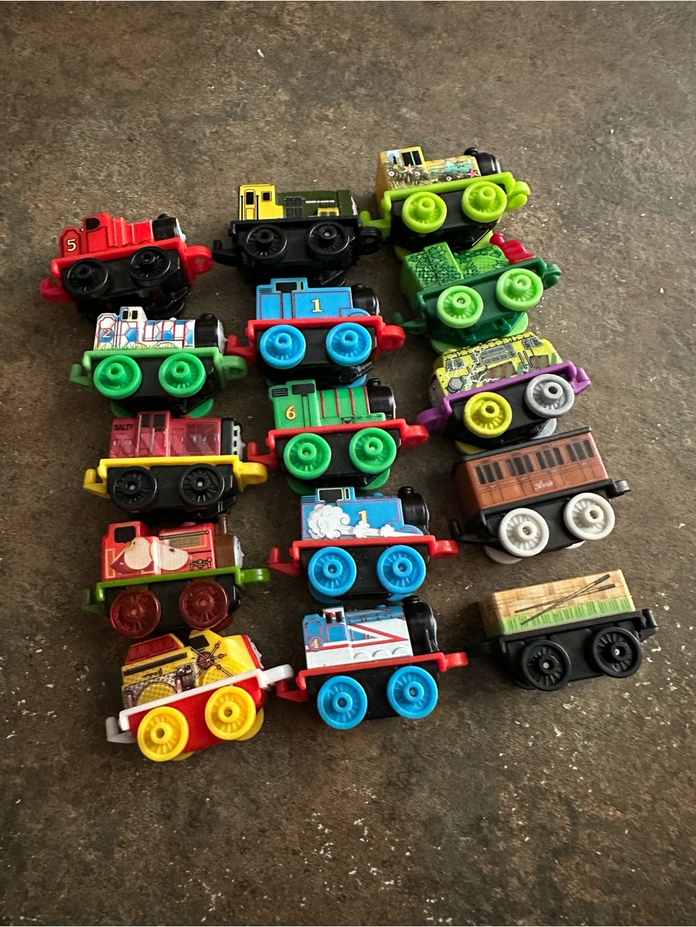 Fisher-Price Thomas & Friends Minis Lot Multicolor 15